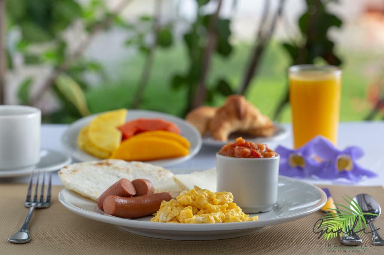 Finca Hotel Guali Santafe ซานตาเฟเดอันตีโอเกีย ภายนอก รูปภาพ