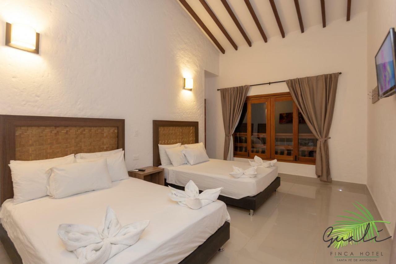 Finca Hotel Guali Santafe ซานตาเฟเดอันตีโอเกีย ภายนอก รูปภาพ
